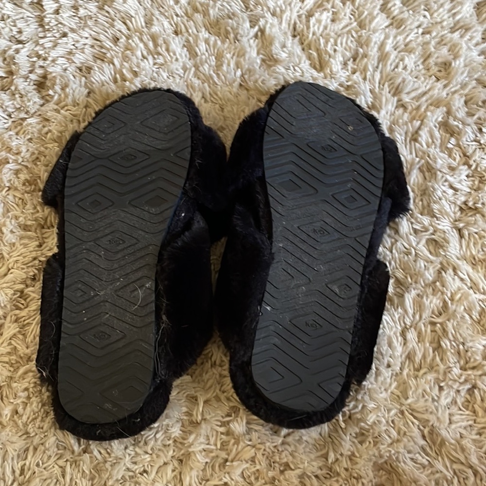 TOMS slippers - Picture 3 of 5